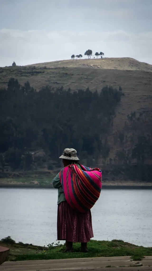 isaac-caffeina-WlTDg-afhaQ-unsplash